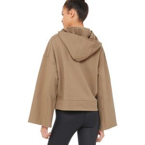 ALO YOGA *new with tags* Low Key Hoodie